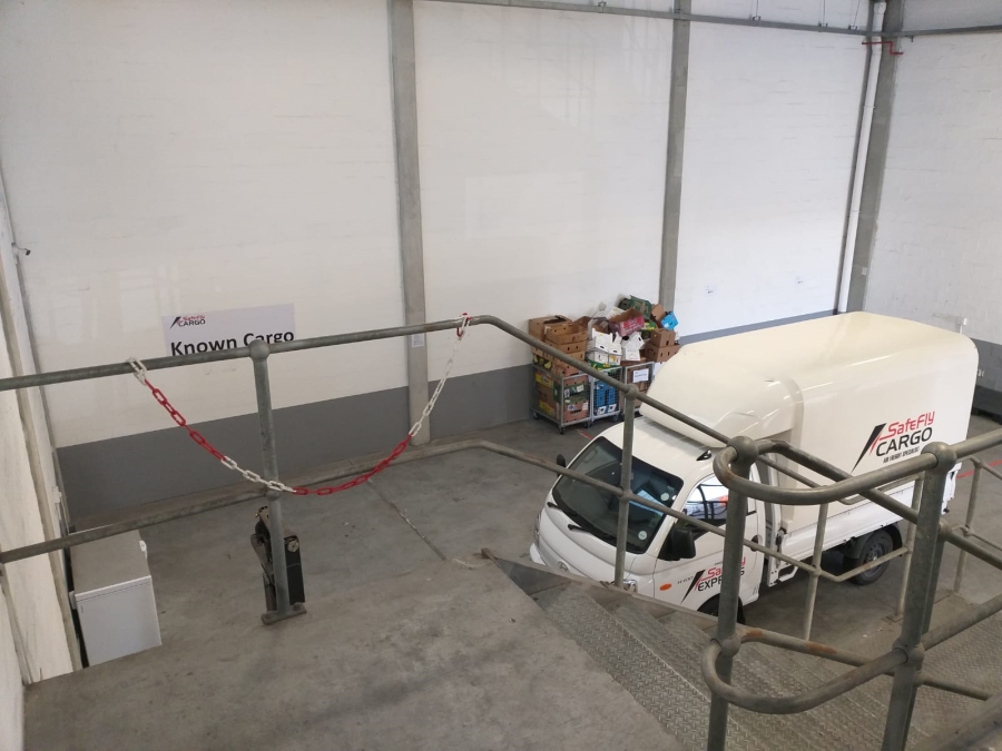 To Let Commercial Property for Rent in Airport Industria Western Cape